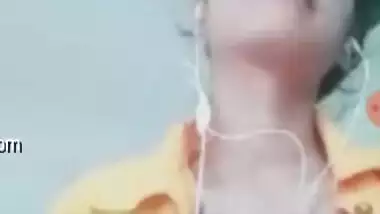 Today Exclusive- Cute Desi Girl Showing Her Boobs And Pussy Part 7