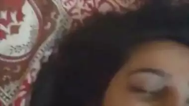 Sexy Indian girl XXX video online
