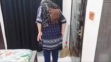 Desi maid can't resist her Desi house-owner's XXX desire to fuck