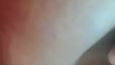 Horny Patna lady stretches her pussy in desi MMS porn