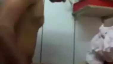 Punjabi ladki ki kuwari chut ke chudne ka new desi porn