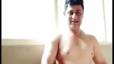 Husband fucks his naked wife in the kitchen in Indian porn