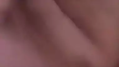 Sri Lankan Middle Age Girl Having An Secret Affair Got Fucked While Talking Nasty Things (Exposing her sluttiness) – Listen to the audio guys!