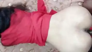 Desi uncle fuck indian young girl pussy very hard fuck with hindi audio hd desislimgirl hot and beautiful indian girl real sex video