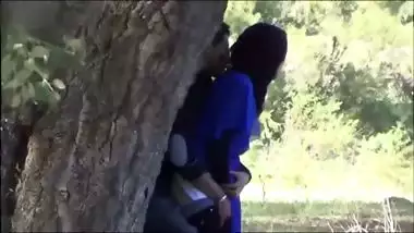 Paki slut wife fucked by her boss outdoor in the forest, Desi mms