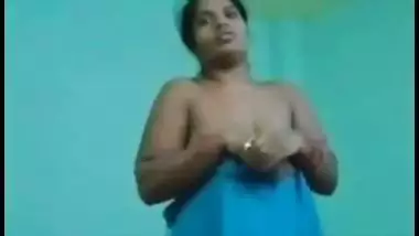 Indian sex videos of a desi lady with her many lovers