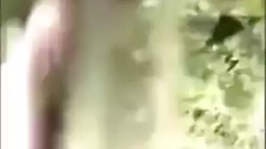 lovers caught outdor in park caught by teacher, Desi mms online