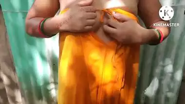 Indian wife bathing outside without any fear